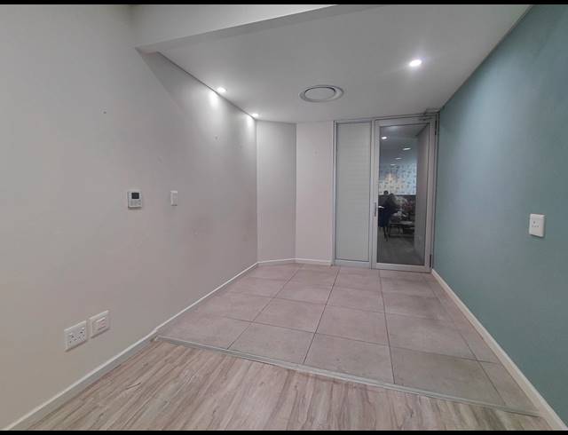 45M² MEDICAL SUITE TO LET IN FOURWAYS
